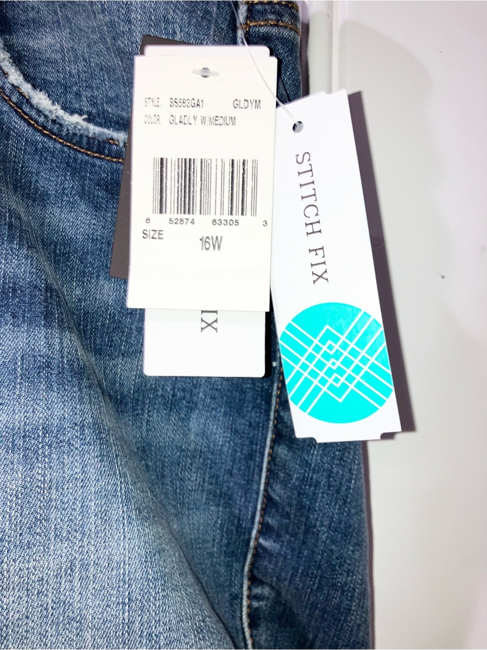 Kut from the Kloth Stitch Fix Womens High Rise Distressed Denim Shorts Blue 16W - Picture 3 of 9